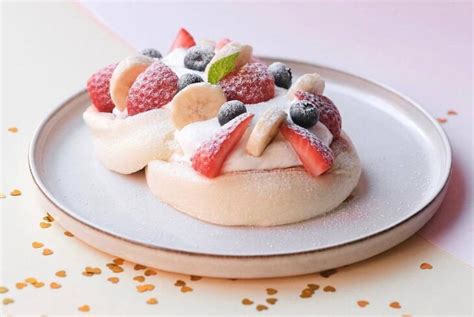 Где можно попробовать и купить крем Марго: рестораны и магазины