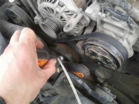 Демонтаж ремня генератора