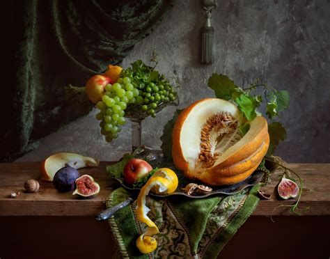 Дыня и ягоды: идеальное сочетание для летнего вкуса