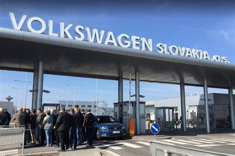Завод Porsche в Братиславе