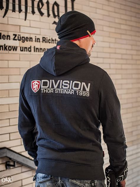 Контрверсии вокруг Thor Steinar Division 44