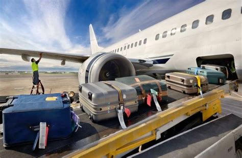 Определение и влияние давления в багажном отделении самолета