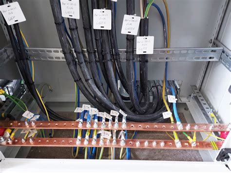 Подключение кабелей