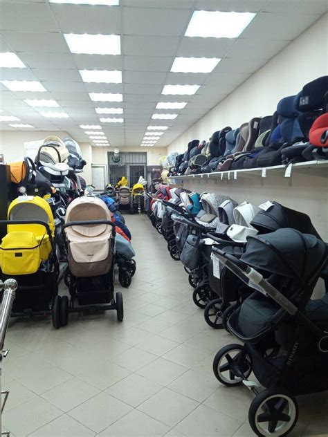 Специализированные магазины колясок и детских товаров