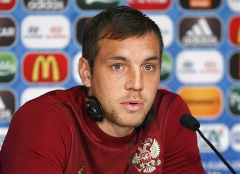 Спортсмены, политики и другие известные личности