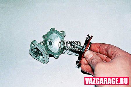 Степ-by-степ инструкция по установке штока бензонасоса на ВАЗ 2107