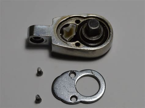 Шаг 3: Разборка механизма