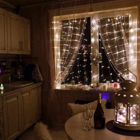 Шаг 7: Добавьте огни на гирлянду