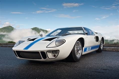 Ford GT