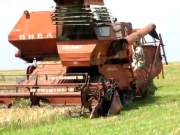Вес бункера комбайна Нива в килограммах