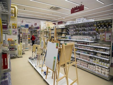 Военные аукционы и специализированные магазины