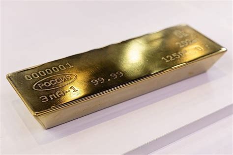 Доля золота в пробе 585
