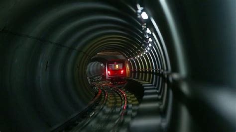 Оптимальная скорость метрополитена