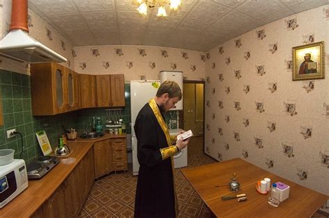 Преимущества освящения квартиры