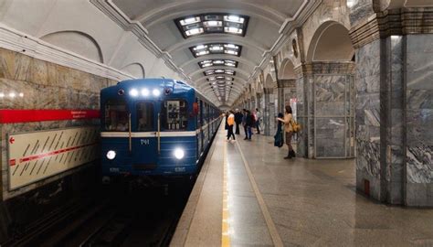 Скорость поезда метро